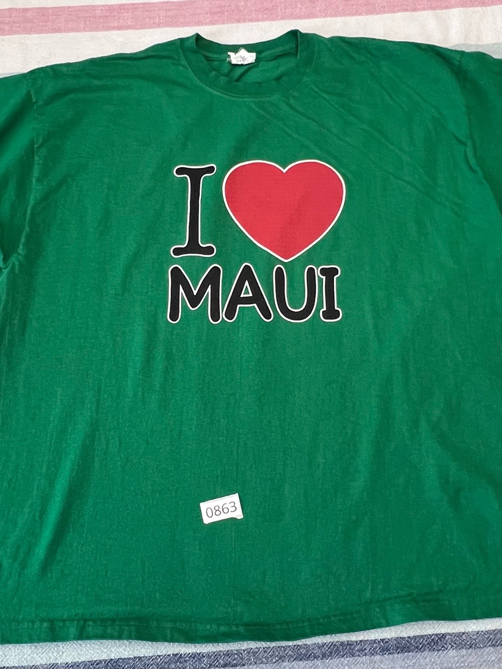 Delta Green 'I ♥ Maui' Short Sleeve Tee with Red Heart Graphic